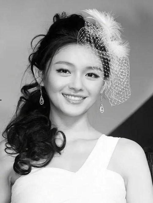 91情侣国产,揭秘网络红人背后的爱情故事